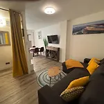 Apartment Cosy Au Coeur De La Et Proche De La *